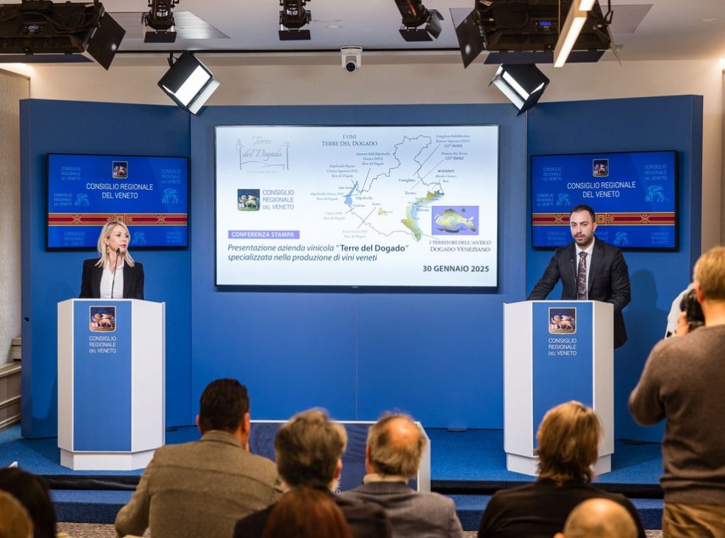 Conferenza stampa al Consiglio Regionale del Veneto